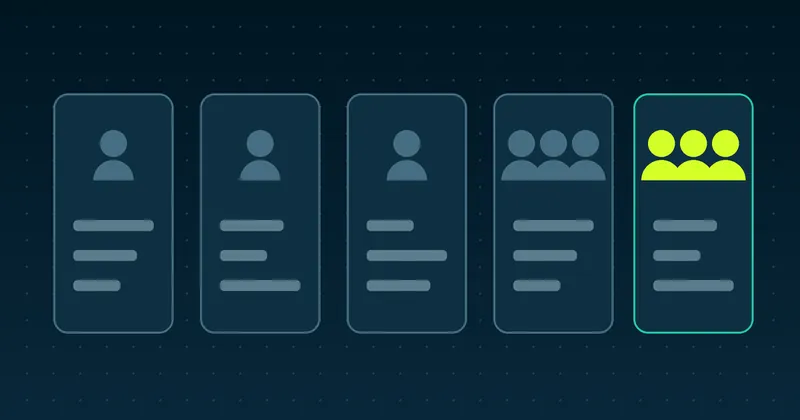 Cinco opções de contratação lado a lado, a última destacada com um time de três programadores